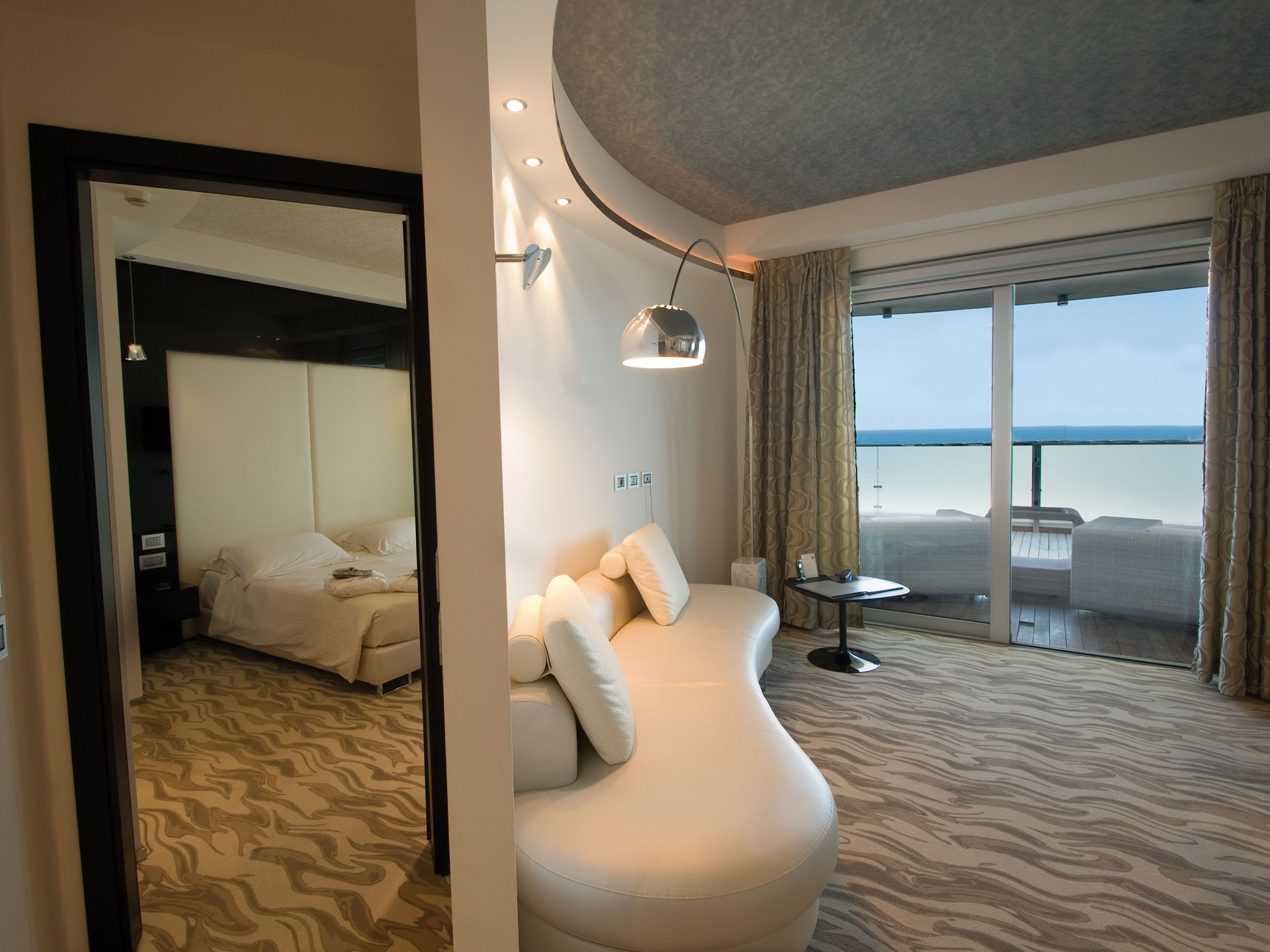 Premier suite. Т5 suites 3. Т5 suites 3. Отель address дубай марина. T5 suites.